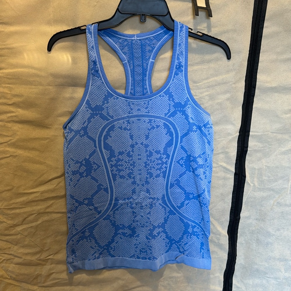 Blue Lululemon razorback tank. Size 8. In great condition.